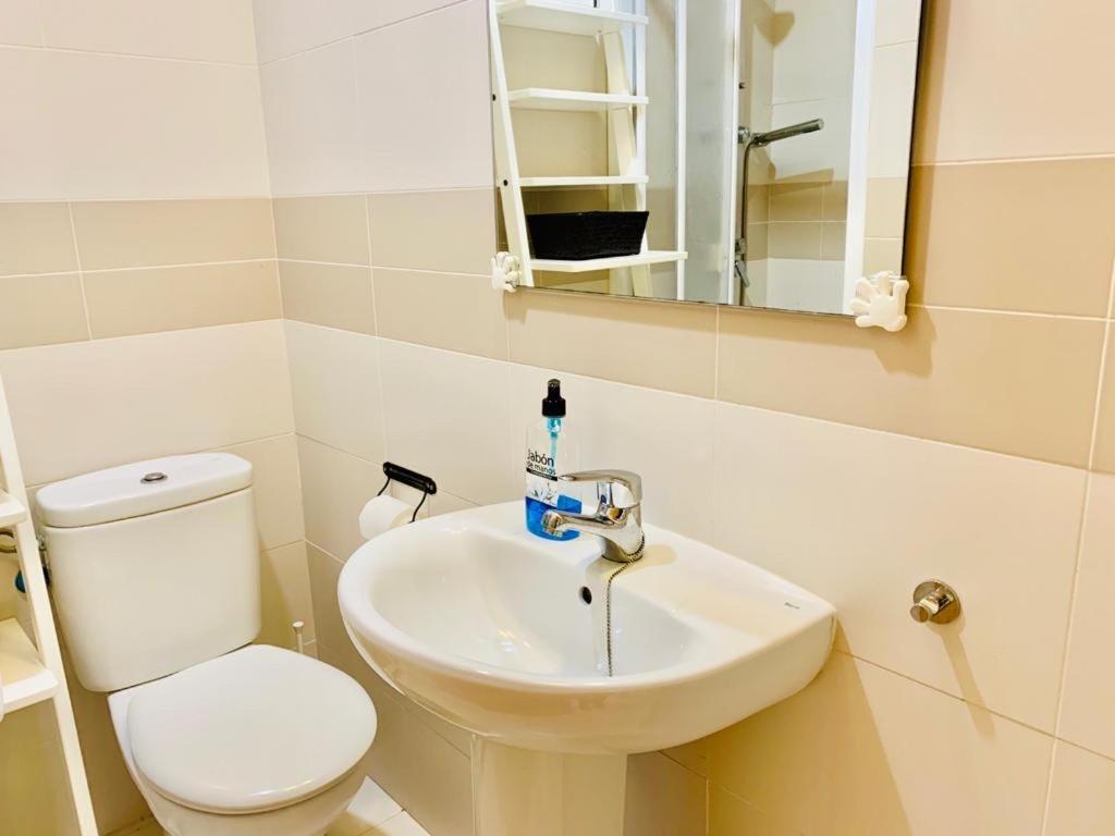 Apartamento Carvajal Beach فوينخيرولا المظهر الخارجي الصورة
