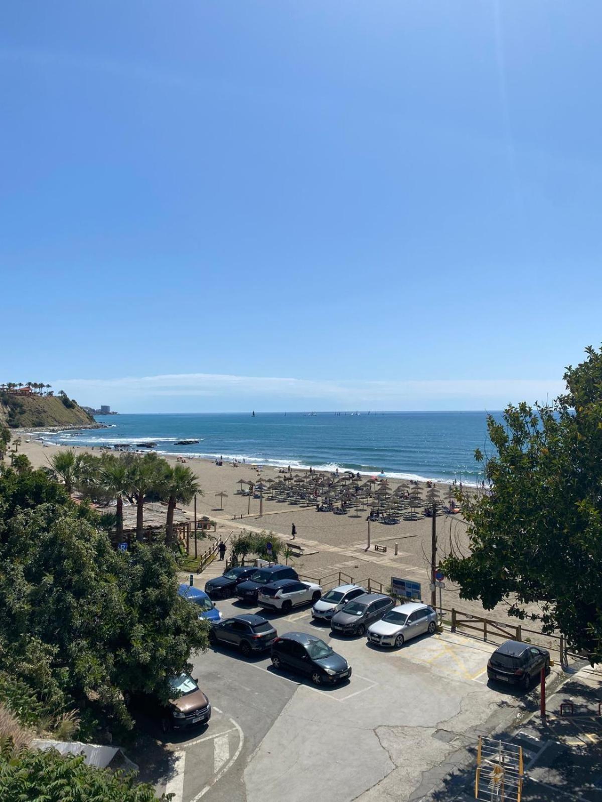 Apartamento Carvajal Beach فوينخيرولا الغرفة الصورة