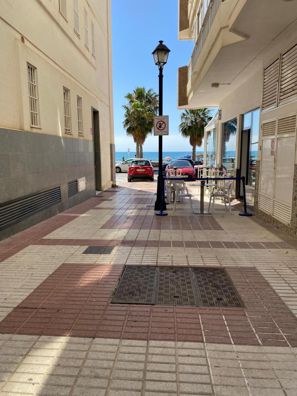 Apartamento Carvajal Beach فوينخيرولا الغرفة الصورة